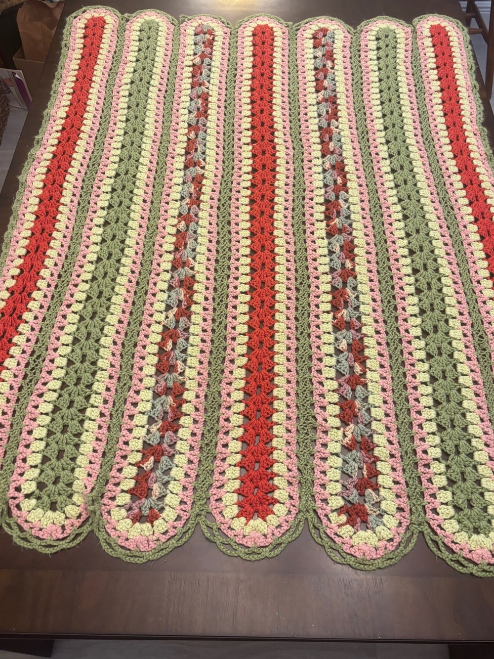 Vintage Mile-a-Minute Crochet Afghan Blanket Throw 40x54 Scalloped Retro